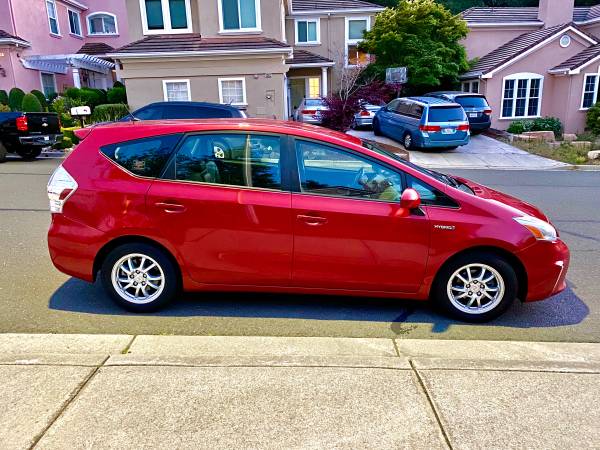 2012 Toyota Prius V fully-loaded for sale in Belmont, CA – photo 3