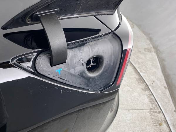 2018 Tesla Model 3 Mid Range Sedan 4D sedan Black - FINANCE ONLINE -... for sale in Cambridge, MA – photo 19
