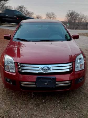 2007 Ford Fusion SE - cars & trucks - by owner - vehicle automotive... for sale in Winneconne, WI – photo 2