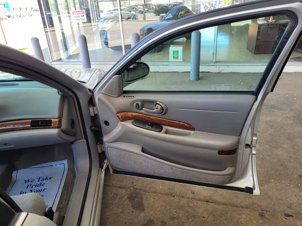 2002 BUICK LESABRE - - by dealer - vehicle automotive for sale in MILWAUKEE WI 53209, WI – photo 16