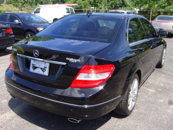 2008 Mercedes C300 w/ Luxury Package only 119k mile Pristine Condition for sale in Jeffersonville, KY – photo 7