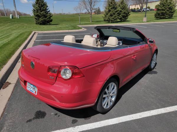 2007 Volkswagen Eos 3 2 - - by dealer - vehicle for sale in Shakopee, MN – photo 2