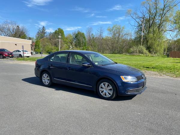2012 Volkswagen Jetta SE 5 Speed Manual for sale in Wappingers Falls, NY – photo 3