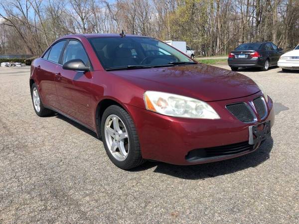 2009 Pontiac G6 automatic looks runs great - - by for sale in Danbury, NY – photo 11
