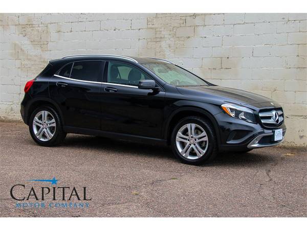 Sleek 2016 Mercedes-Benz GLA 250 Crossover w/Navigation, Keyless GO! for sale in Eau Claire, WI – photo 2