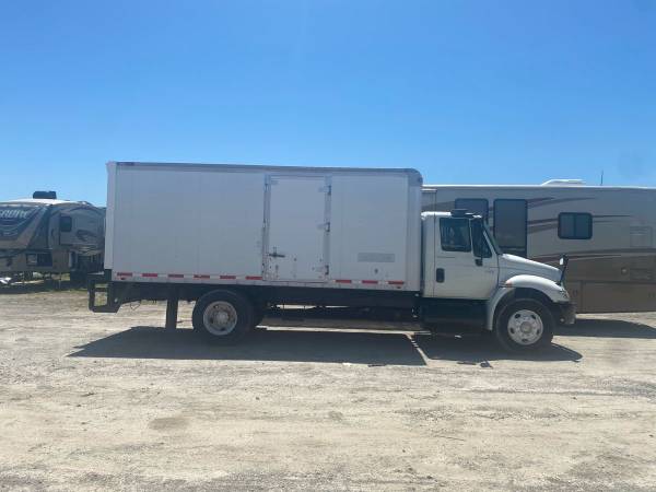 Excellent 2007 international box truck - - by dealer for sale in Searcy, AR – photo 5