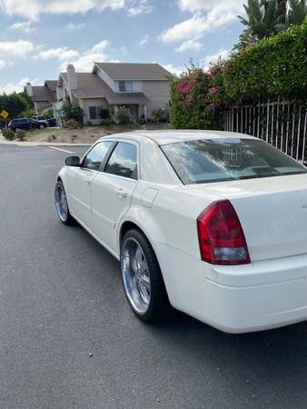 2006 Chrysler 300 for sale in San Diego, CA – photo 5