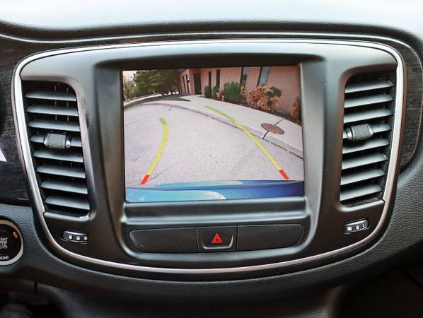 2015 CHRYSLER 200 97k-MILES REAR-CAMERA HTD-SEATS LEATHER LOADED for sale in Elgin, IL – photo 20