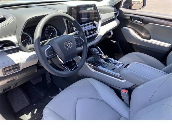 New 2021 Toyota Highlander Platinum/4, 543 below Retail! - cars & for sale in Scottsdale, AZ – photo 10