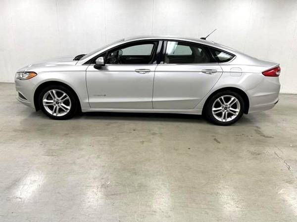 2018 Ford Fusion Hybrid SE - - by dealer - vehicle for sale in Other, OH – photo 3