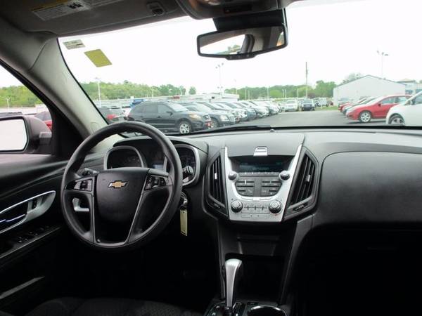 2013 Chevrolet Chevy Equinox LS - - by dealer for sale in Collinsville, MO – photo 16