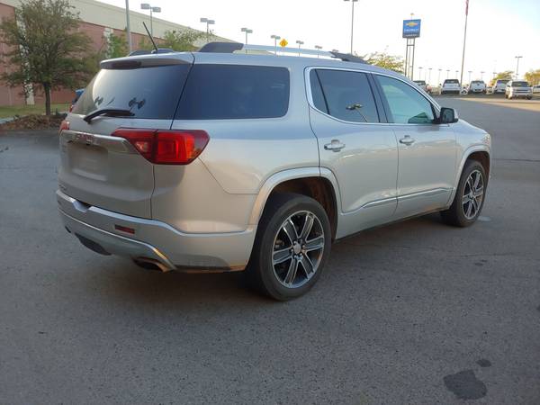 2019 GMC ACADIA DENALI LOW MILES! LOADED! 1 OWNER! CLEAN CARFAX! -... for sale in Norman, KS – photo 3