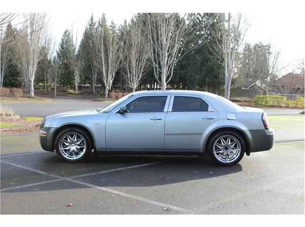 2005 Chrysler 300 - cars & trucks - by dealer - vehicle automotive... for sale in Everett, WA – photo 17