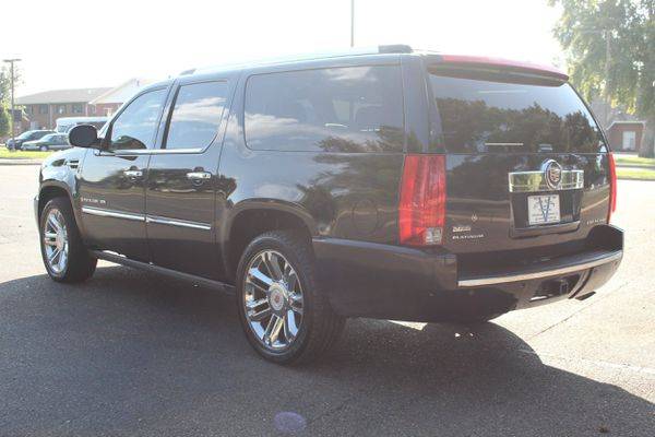 2009 Cadillac Escalade ESV Platinum Edition 3rd Row Seating 3rd Row... for sale in Longmont, CO – photo 7
