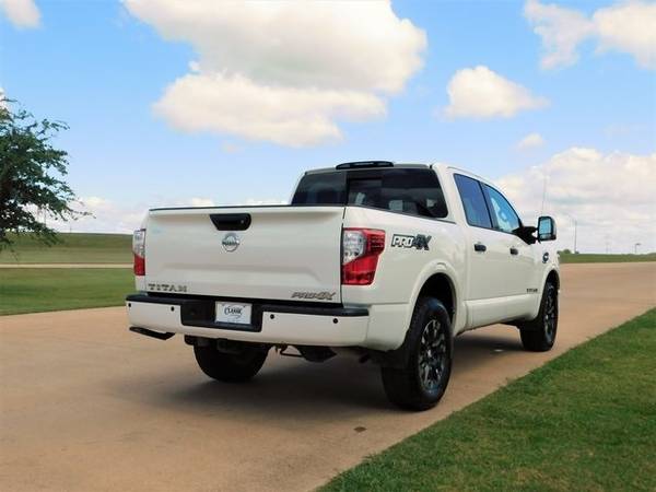 2017 Nissan Titan PRO for sale in Denison, TX – photo 5