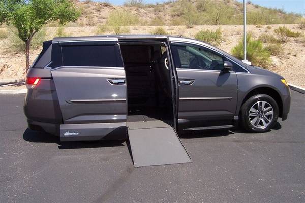 2015 Honda Odyssey Touring Elite Wheelchair Handicap Mobility Van for sale in Phoenix, CA – photo 2
