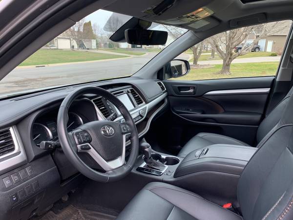 2019 Toyota Highlander AWD XLE V6 for sale in Sartell, MN – photo 11