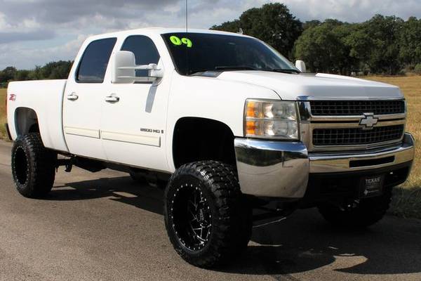 LIFTED! 2009 CHEVY 2500 6.6L DURAMAX 4X4 NEW 20" MOTO METALS! NEW 35s! for sale in Temple, ND – photo 13