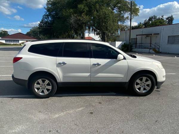 2011 Chevrolet Chevy Traverse LT AWD 4dr SUV w/1LT 100% CREDIT... for sale in TAMPA, FL – photo 3