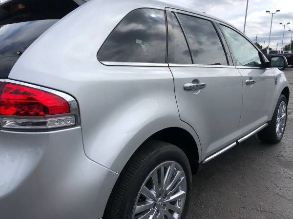 Low Miles! 2013 Lincoln MKX! AWD! Loaded! Clean! for sale in Ortonville, MI – photo 11