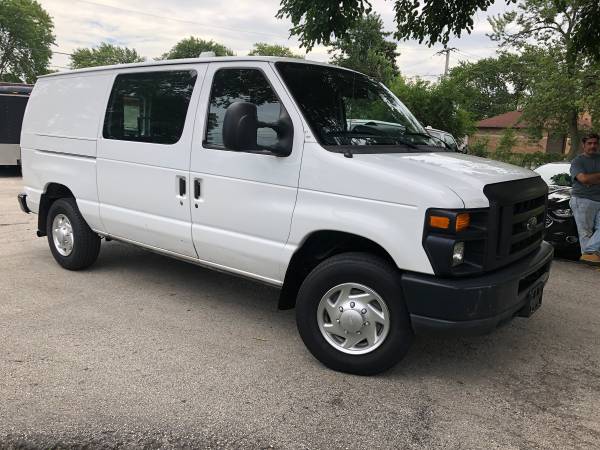 ONE OWNER 2011 Ford Econoline E250 one owner 140 miles Good runner -... for sale in Bridgeview, IL – photo 6
