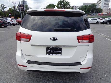 2018 Kia Sedona LX - cars & trucks - by dealer - vehicle automotive... for sale in Rockville, District Of Columbia – photo 5