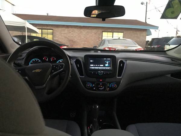 Chevrolet malibu LS for sale in Laredo, TX – photo 5