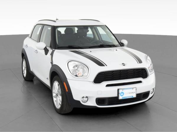 2014 MINI Countryman Cooper S ALL4 Hatchback 4D hatchback White - -... for sale in Chicago, IL – photo 16