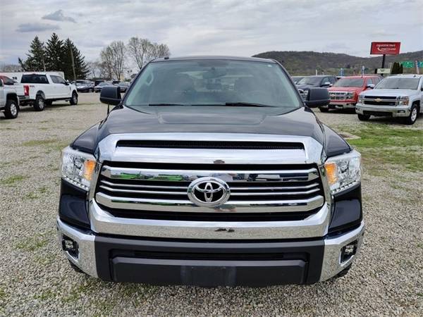 2017 Toyota Tundra SR5 - - by dealer - vehicle for sale in Chillicothe, OH – photo 2