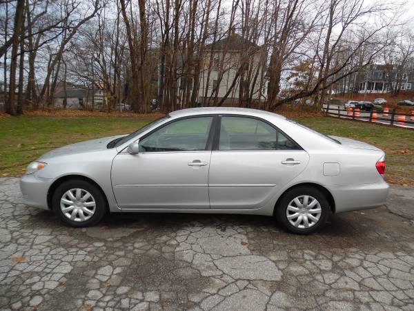 2006 Toyota Camry ONLY 35,000 MILES WOW WOW - cars & trucks - by... for sale in Lowell, MA – photo 3