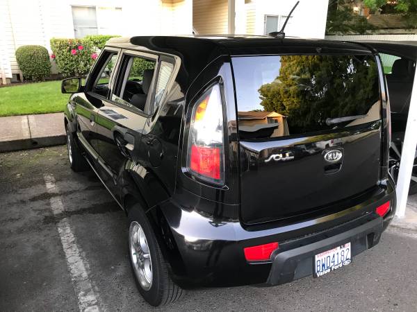 2010 Kia Soul Manual Transmission, Excellent Condition Low Milage! for sale in Vancouver, OR – photo 4