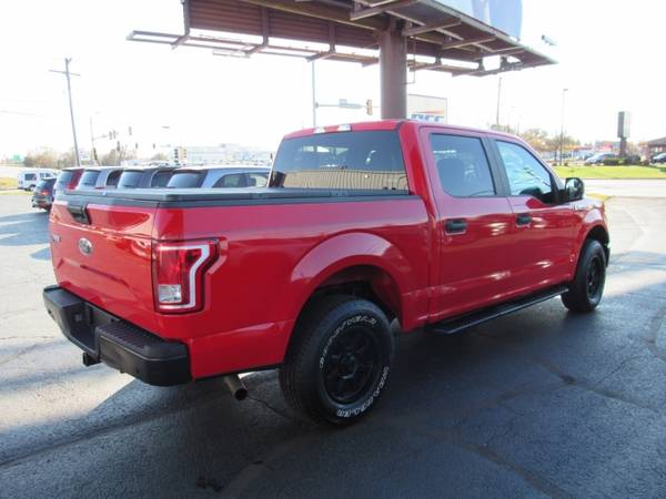 2015 Ford F-150 4WD SuperCrew XLT - cars & trucks - by dealer -... for sale in Rockford, IL – photo 9