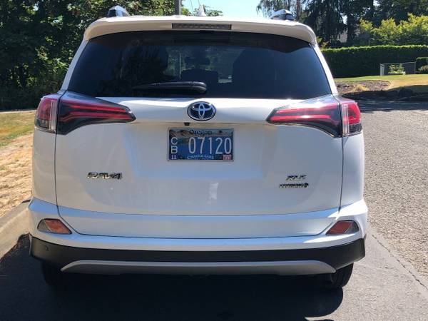 2018 Toyota RAV4 Hybrid ford toyota dodge mazda kia chevrolet mazda... for sale in Portland, OR – photo 4