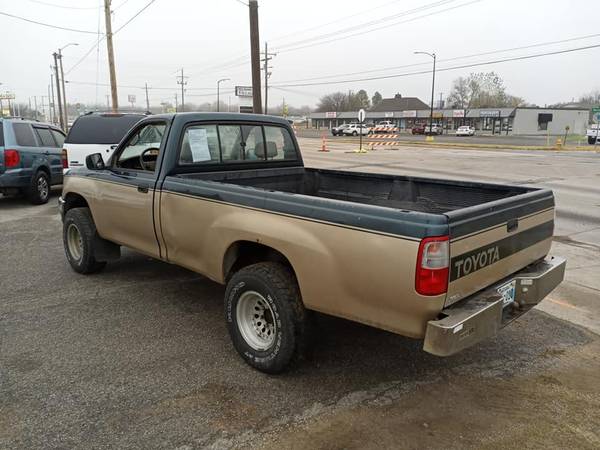 RARE FIND! 1993 TOYOTA T-100 4X4 8-FOOT BED STANDARD SHIFT 197K... for sale in Tulsa, OK – photo 5