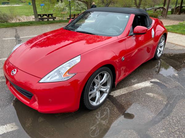 2012 NISSAN 370Z MUST SEE - - by dealer - vehicle for sale in Fenton, MI – photo 19