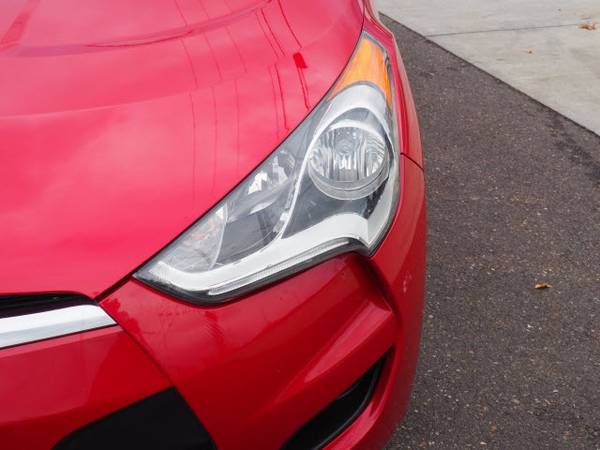 2016 Hyundai Veloster Base - cars & trucks - by dealer - vehicle... for sale in Beaverton, OR – photo 12