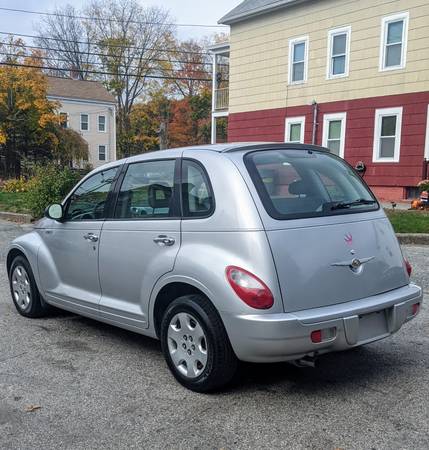 2006 Chrysler PT Cruiser low miles beautiful condition inside/out -... for sale in Webster, MA – photo 5