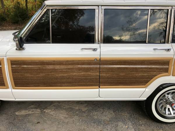 1988 *Jeep* *Grand Wagoneer* *Woody Wagon* White - cars & trucks -... for sale in Johnstown , PA – photo 24