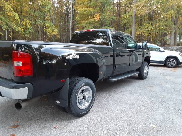 2009 CHEVROLET 3500 4dr dually LTZ - cars & trucks - by dealer -... for sale in Whitinsville, ME – photo 8