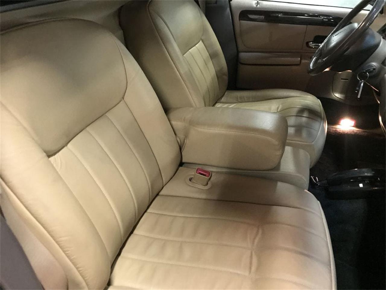 1998 Lincoln Town Car for sale in Jackson, MS – photo 20
