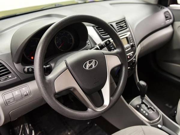2017 Hyundai Accent SE Sedan 4D sedan Red - FINANCE ONLINE for sale in San Antonio, TX – photo 2