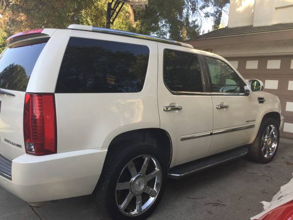 2010 CADILLAC ESCALADE for sale in Vacaville, CA – photo 3