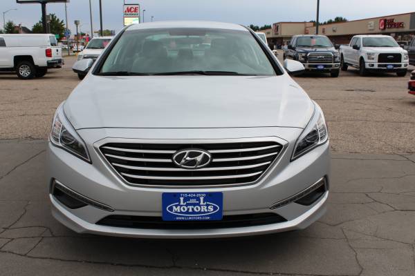 2015 Hyundai Sonata SE - cars & trucks - by dealer - vehicle... for sale in Wisconsin Rapids, WI – photo 9