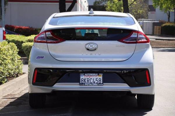2019 HYUNDAI IONIQ ELECTRIC Hatchback - - by dealer for sale in Petaluma , CA – photo 5