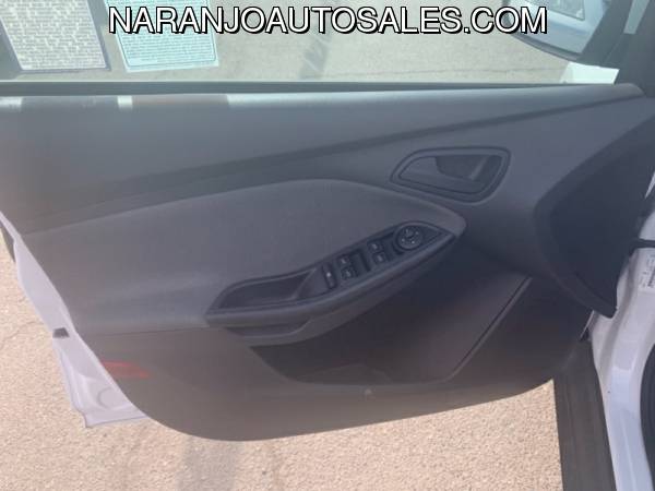 2012 Ford Focus 4dr Sdn SE **** APPLY ON OUR WEBSITE!!!!**** for sale in Bakersfield, CA – photo 20