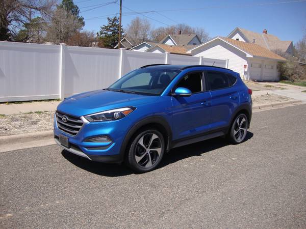 2017 Hyundia Tucson AWD - - by dealer - vehicle for sale in Sidney, NE
