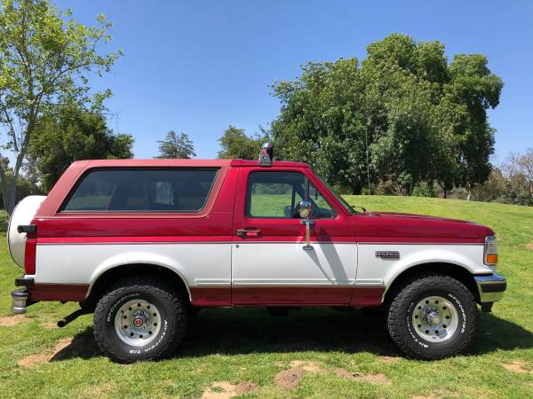 1994 Ford Bronco XLT excellent condition for sale in Burbank, CA – photo 8
