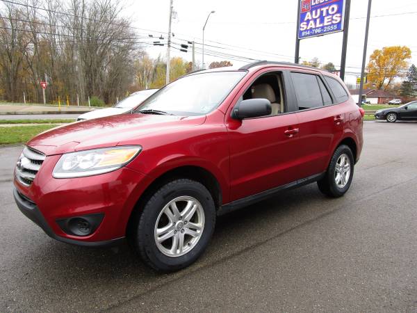 '12 Hyundai Santa Fe NEW TIRES & AWD ! - cars & trucks - by dealer -... for sale in Waterford, PA – photo 3