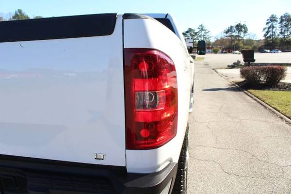 2011 Chevrolet Silverado 2500 HD Crew Cab - Financing Available! -... for sale in SMYRNA, GA – photo 10