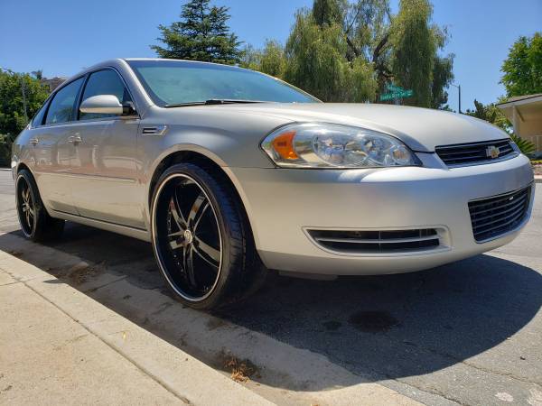 08 Chevy Impala, 22 RIMS, smogged, CLEAN, 5295 for sale in Chula vista, CA – photo 2